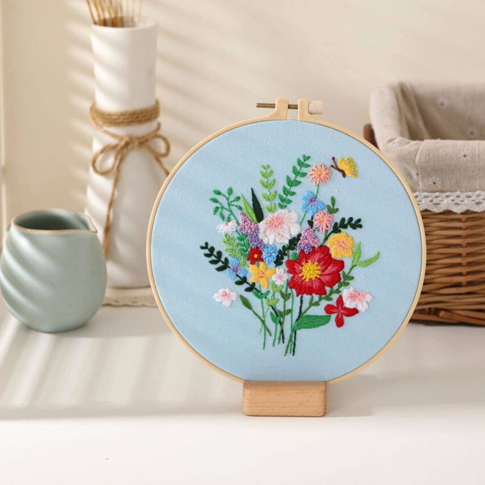 Kit Broderie DIY, Flori - Dans pentru soare — reducere 69% de la 75 lei la 23,14 lei