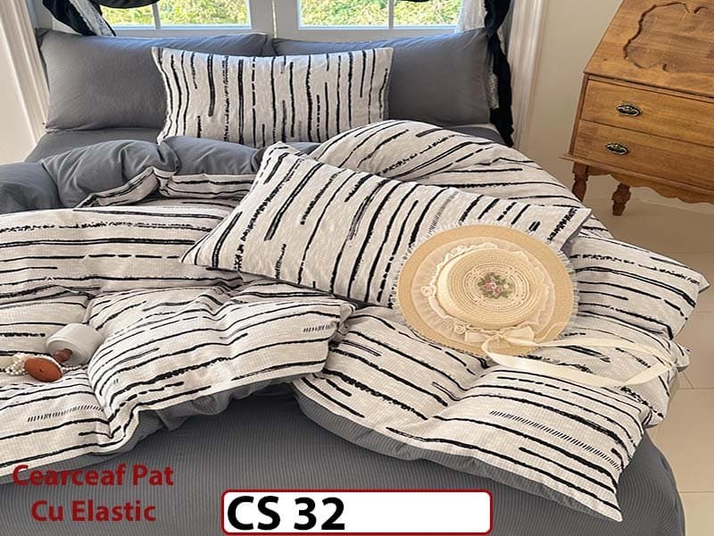 Lenjerie de pat dublă 4 piese, cu imprimeu modern, material fin și răcoros CS 32 — reducere 42% de la 289 lei la 169 lei
