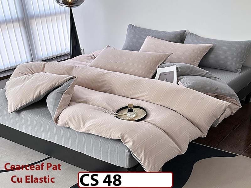 Lenjerie de pat dublă 4 piese, cu imprimeu modern, material fin și răcoros CS 48 — reducere 42% de la 289 lei la 169 lei