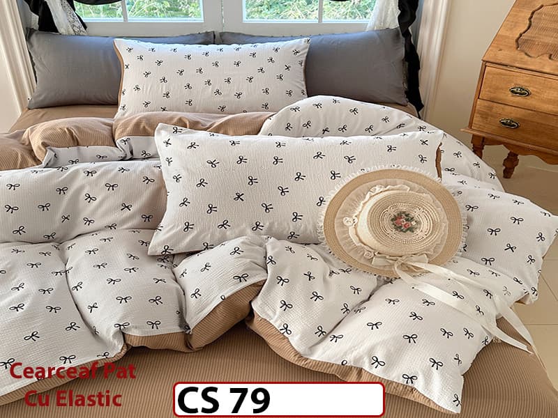 Lenjerie de pat dublă 4 piese, cu imprimeu modern, material fin și răcoros CS 79 — reducere 42% de la 289 lei la 169 lei